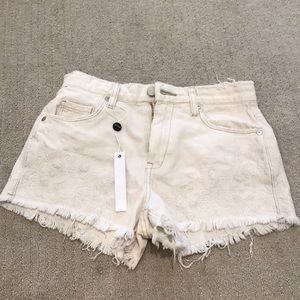 white lacey shorts
